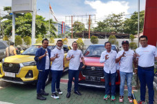 Penjualan Daihatsu Rocky...