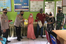 Polres Bulukumba Berbagi...