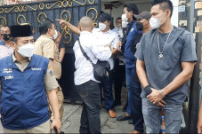 Wali Kota Jakbar Melayat...