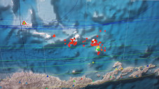Pasca Gempa M7,4 di...