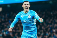 Man City Gunduli Leeds...