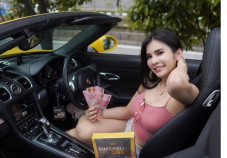 Yuk Lihat Maria Vania...