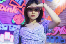 Selebgram Laura Anna...