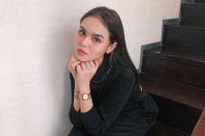 Laura Anna Seperti Punya...