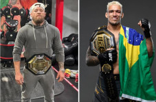 McGregor Pakai Sabuk...