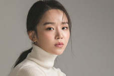 Shin Hye Sun Terima...