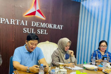 Diundur Sehari, Musda...