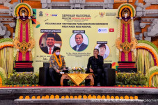 Menko Airlangga Tekankan...