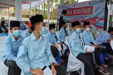 Meski Pucat dan Berkeringat,...