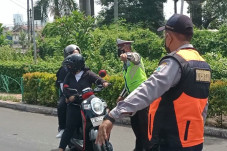 Antisipasi Omicron,...