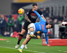 Hasil AC Milan vs Napoli:...