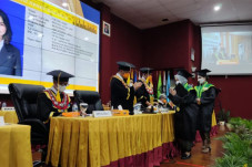 Wisudawan Terbaik UNM...