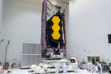 Gantikan Tugas Hubble,...