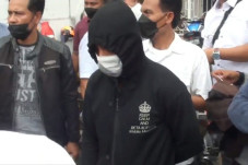 4 Pelaku Penyerangan...
