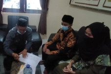 Sungguh Terlalu! Mahasiswi...