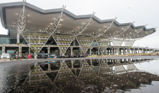 Maret 2022, Bandara...