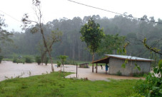 Sungai Manna Lahat Meluap,...