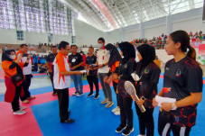 Atlet Karate Sulsel...