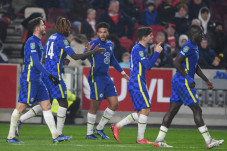 Hasil Piala Liga Inggris:...