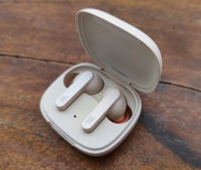 Review JBL Live Pro+,...