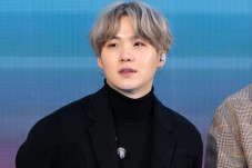 Suga BTS Trending Setelah...