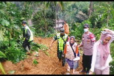 Tebing Tanjakan Cikondang...