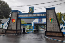 Kolonel P Tersangka...