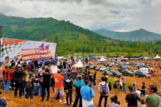 Sirkuit Motocross Permanen...