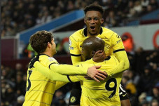 Hasil Aston Villa vs...