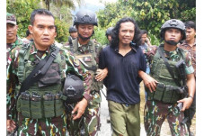 Profil Guruh Arif Darmawan,...