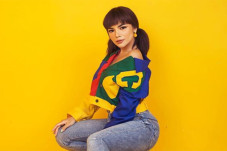 Gaya Pacarannya Dikritik...