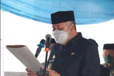 Lantik Kepala Desa,...