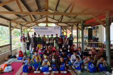 PLN Bekasi Salurkan...