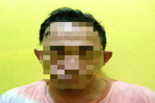 Peras Warga, 2 Oknum...