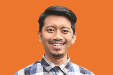 Menyelamatkan Pendidikan...