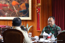 Menhan Prabowo Bertemu...