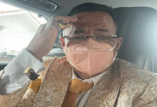 Demi Bangsa, Hotman...