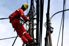 PLN Rogoh Kocek Rp37,9...