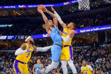 Hasil NBA, Kamis (30/12/2021):...