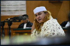 Bantah Anggotanya Sowan...