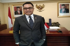 Dubes Sukmo Harsono...