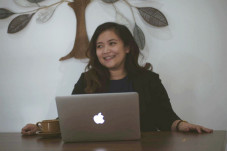Aplikasi Ini Dukung...