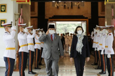 Prabowo Borong 42 Jet...