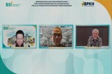 Perkuat Perbankan Syariah,...