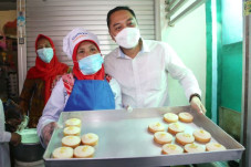 Pemkot Surabaya Maksimalkan...