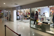Bisnis Fashion Buka...