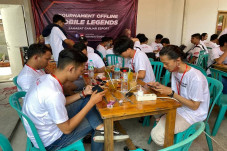 Lewat Mobile Legends,...