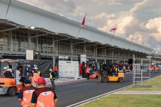 Penanganan Kargo MotoGP...