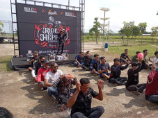 Komunitas Anak Motor...