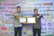PKT Boyong Tiga Penghargaan...
